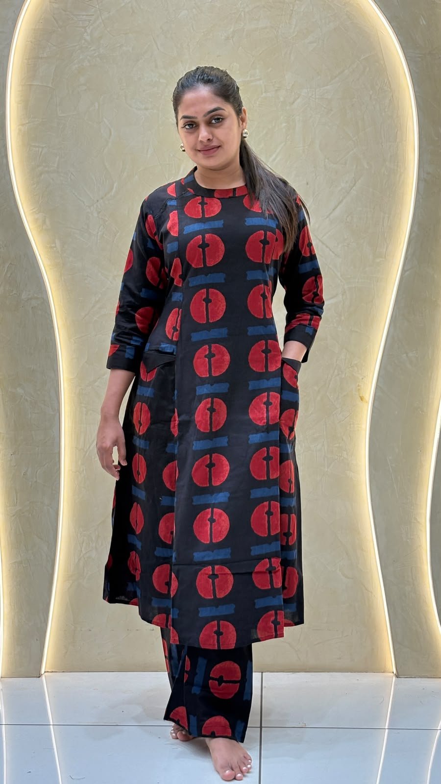 Black Cotton Kurta with Red Circle Print & Side Pockets | 2-Piece