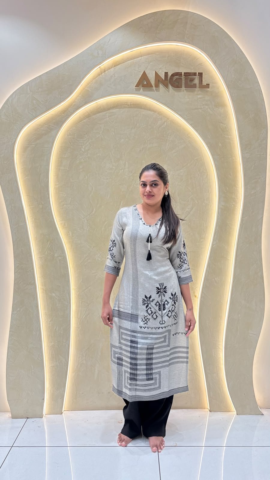 Grey Melange Knit Kurta with Black Ikat Print & Tassel Tie | 2-Piece
