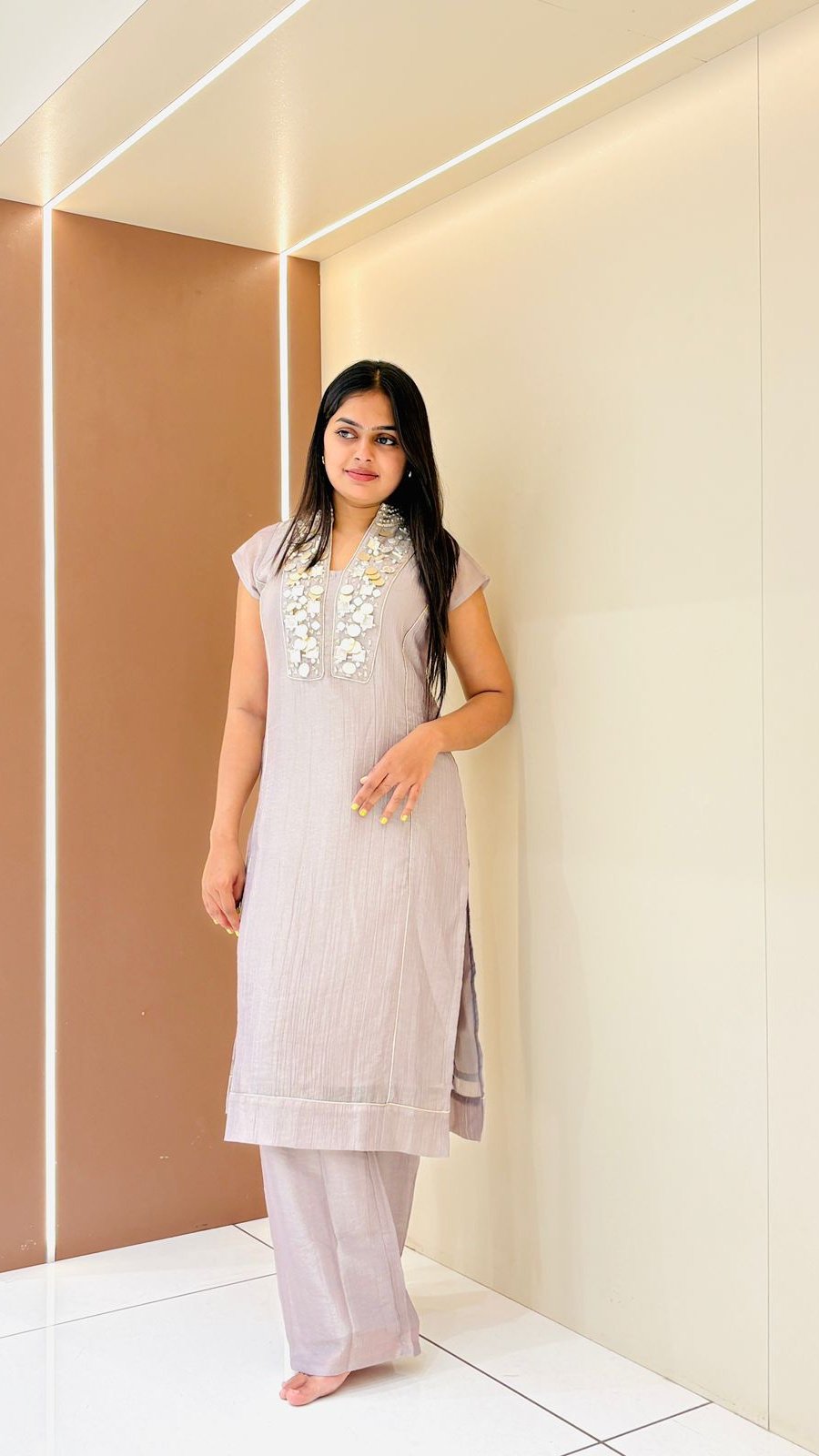 Mauve Grey Floral Embroidered Kurti Set | 2-Piece Kurti & Palazzo
