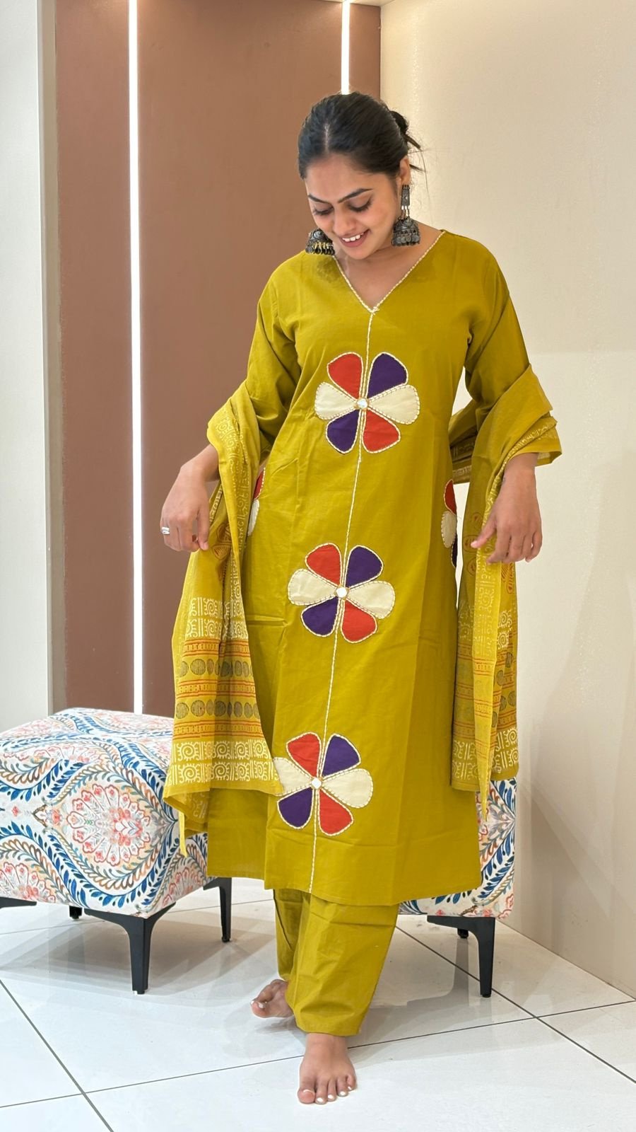 Olive Green Daisy Appliqué Suit Set | 3-Piece Kurti, Pants & Dupatta