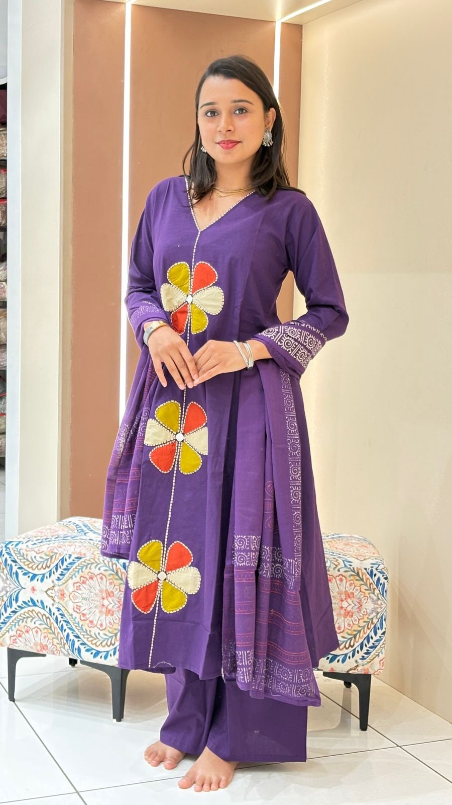 Purple Daisy Appliqué Suit Set | 3-Piece Kurti, Palazzo & Dupatta